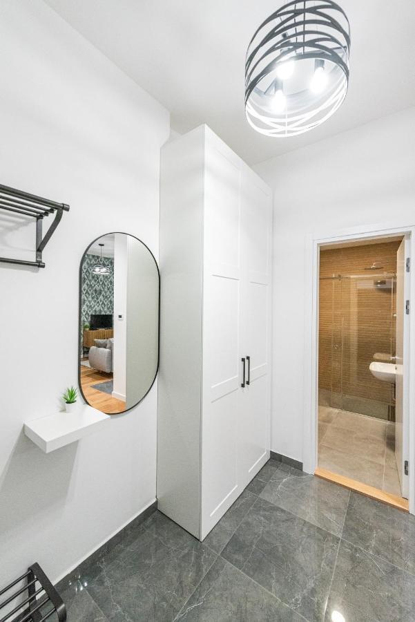 Vertigo One Bedroom Apartment-Free Private Parking Novi Sad Exterior foto