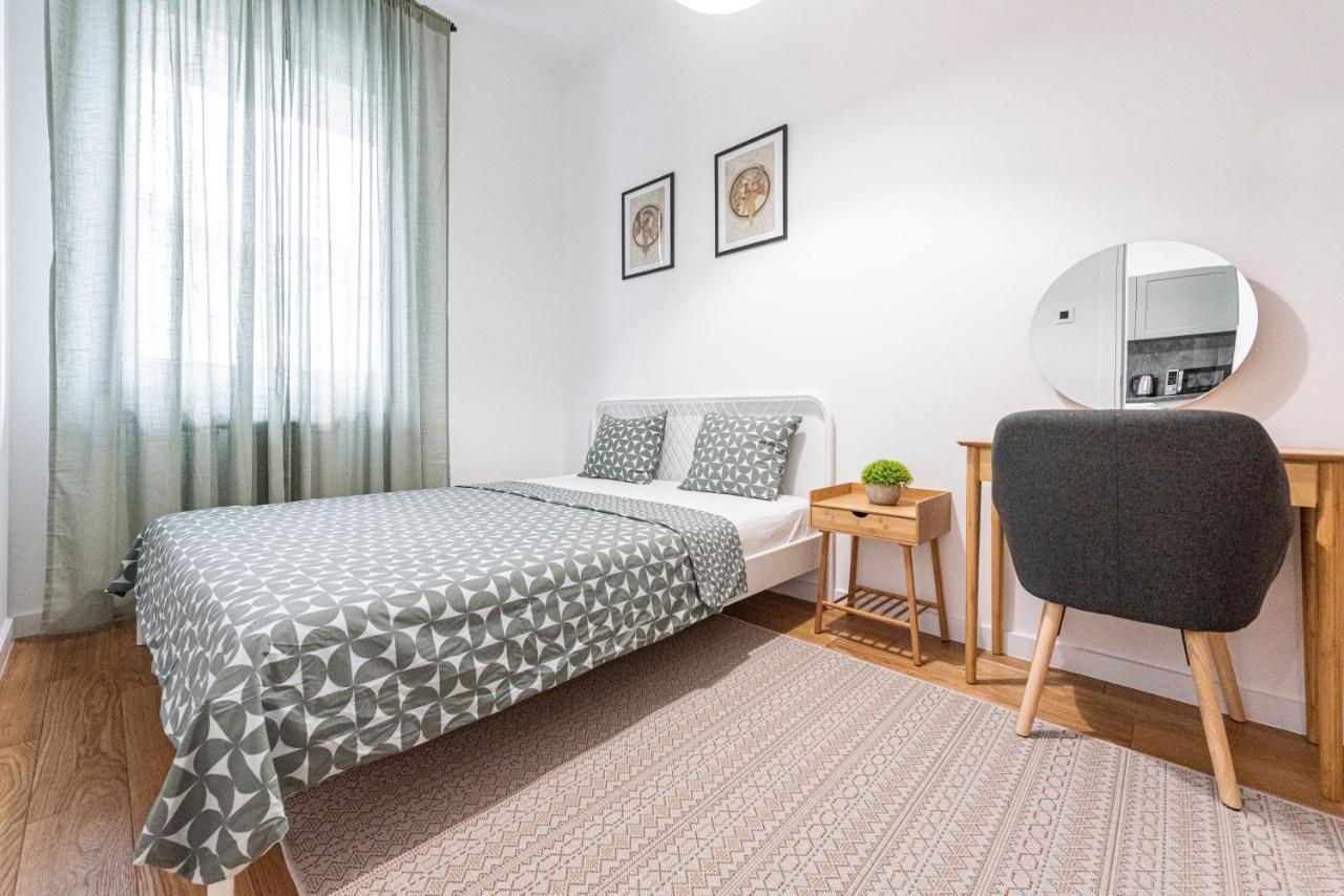 Vertigo One Bedroom Apartment-Free Private Parking Novi Sad Exterior foto