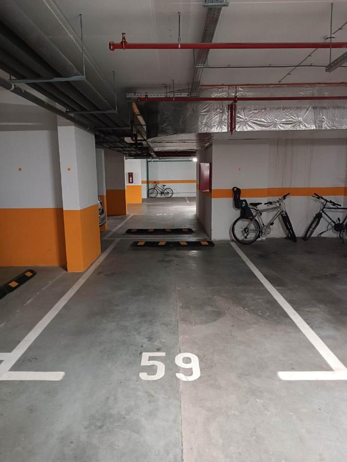 Vertigo One Bedroom Apartment-Free Private Parking Novi Sad Exterior foto